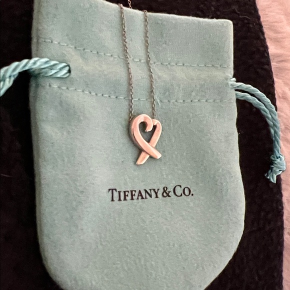 Tiffany & Co. Silver Heart Necklace 20 inches EUC W BOX and POUCH